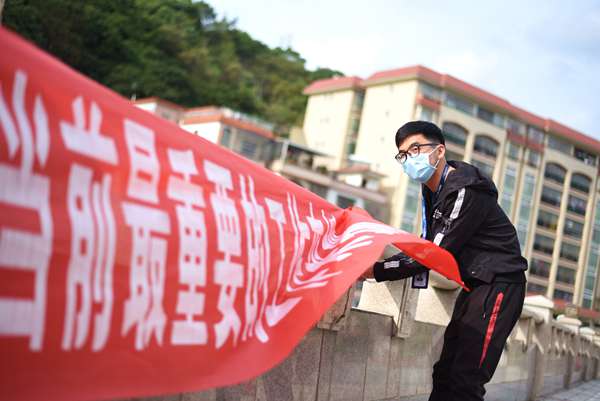 小尺寸3.jpg 小尺寸3.jpg